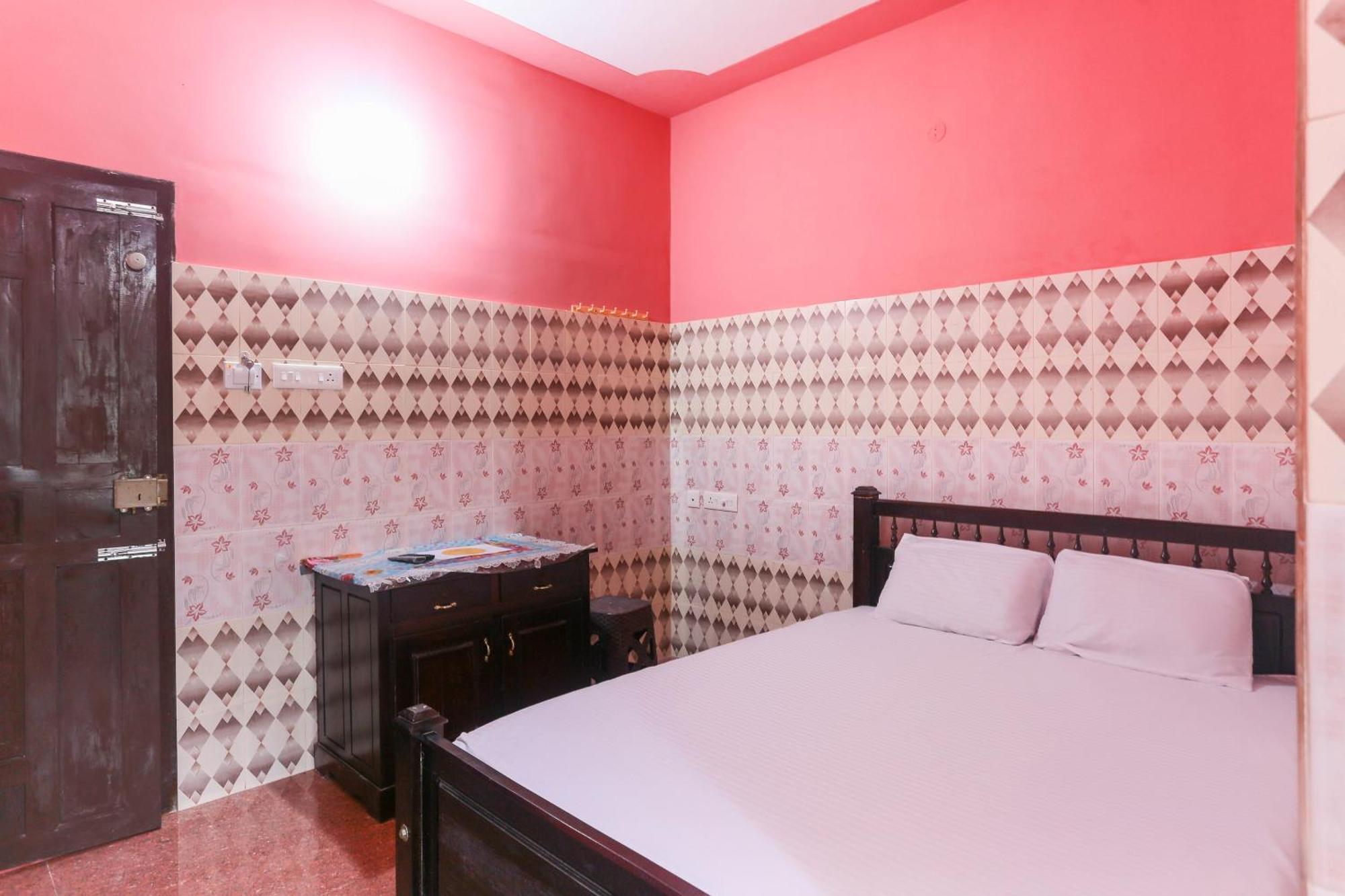Hotel O Sree Bhadra Tourist Home Kollam Exterior foto
