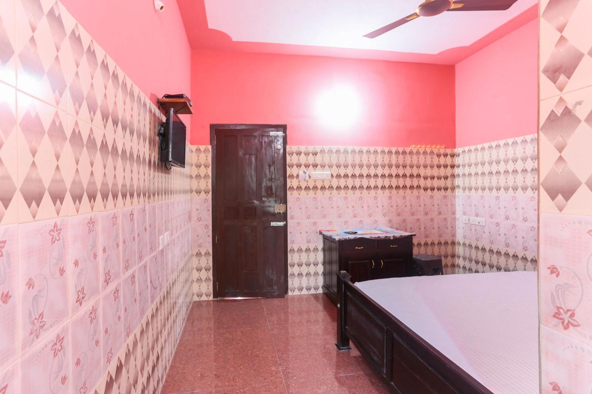 Hotel O Sree Bhadra Tourist Home Kollam Exterior foto
